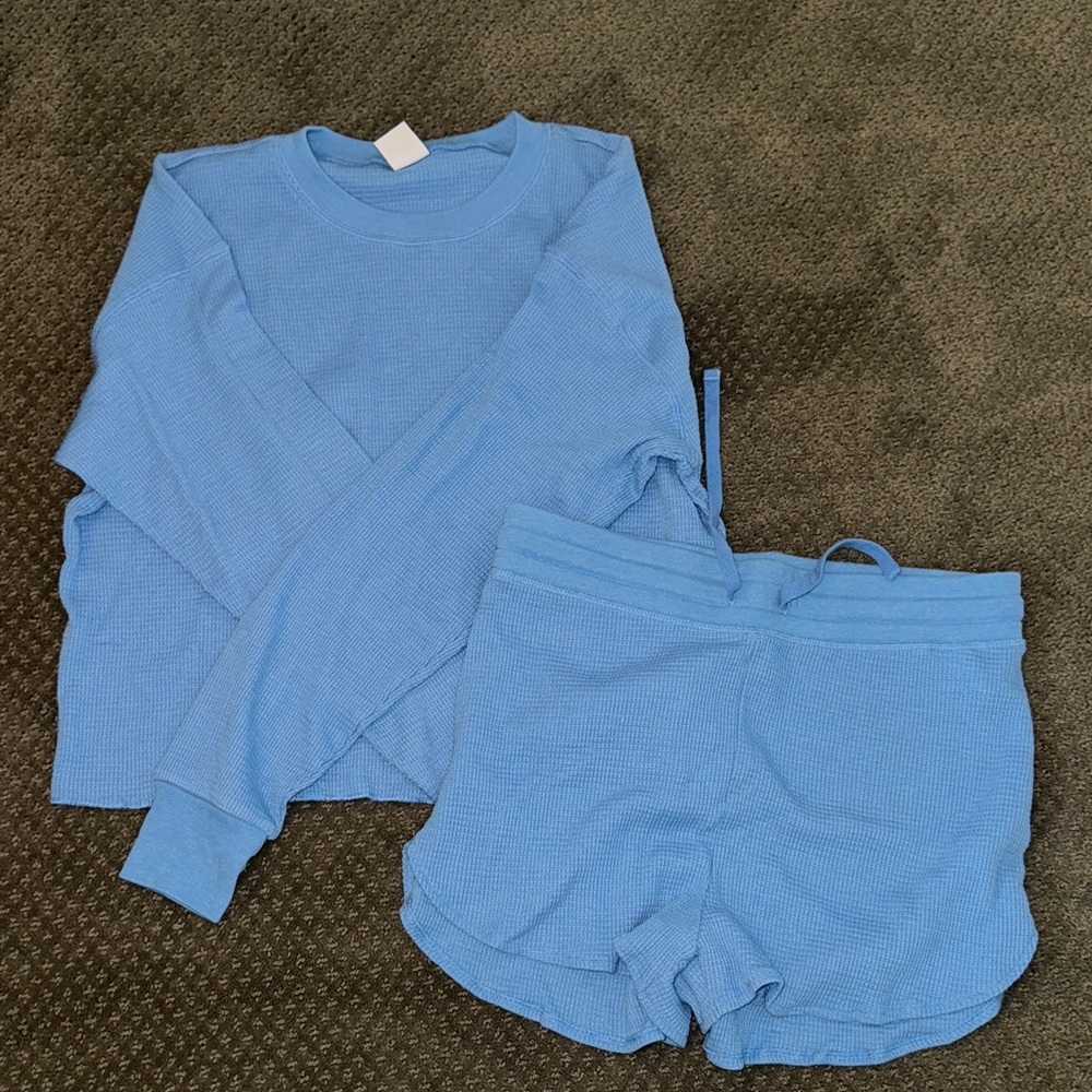 Aritzia tna pj set